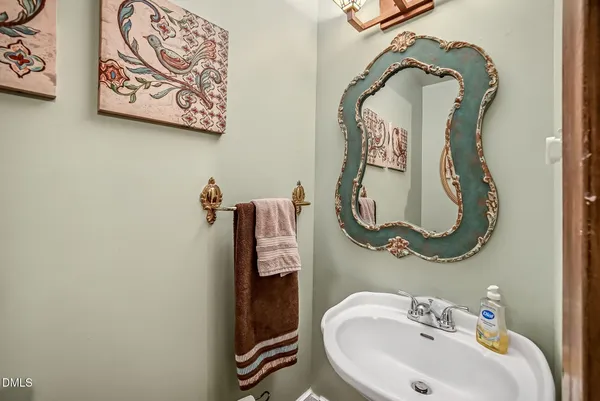 $1,190,000 | 309 West Divine Street, Dunn, NC 28334