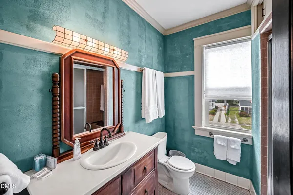 $1,190,000 | 309 West Divine Street, Dunn, NC 28334