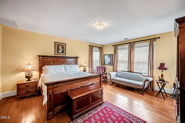 $1,190,000 | 309 West Divine Street, Dunn, NC 28334