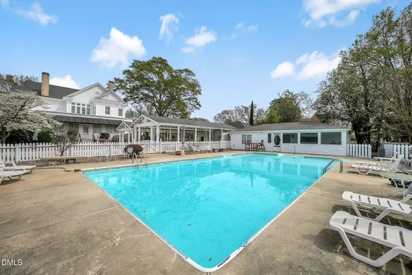 $1,190,000 | 309 West Divine Street, Dunn, NC 28334