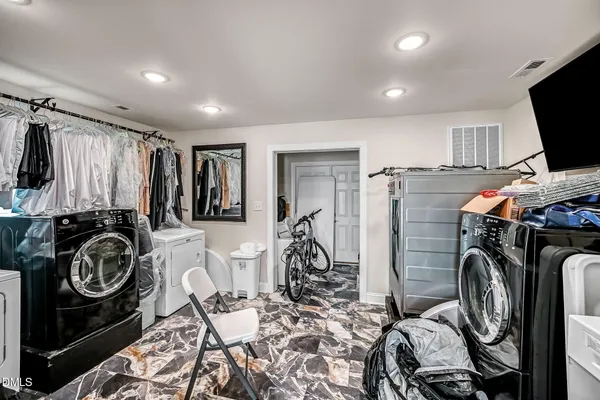 $1,190,000 | 309 West Divine Street, Dunn, NC 28334