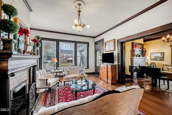 $1,190,000 | 309 West Divine Street, Dunn, NC 28334