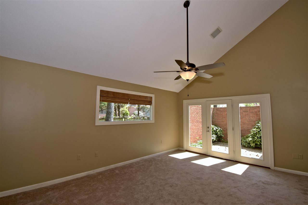 1904 Edwards Mill Road Germantown, TN 38139 - Photo 12 of 25 Gallery Image 12