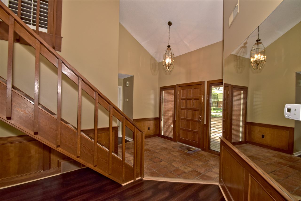 1904 Edwards Mill Road Germantown, TN 38139 - Photo 4 of 25 Gallery Image 4