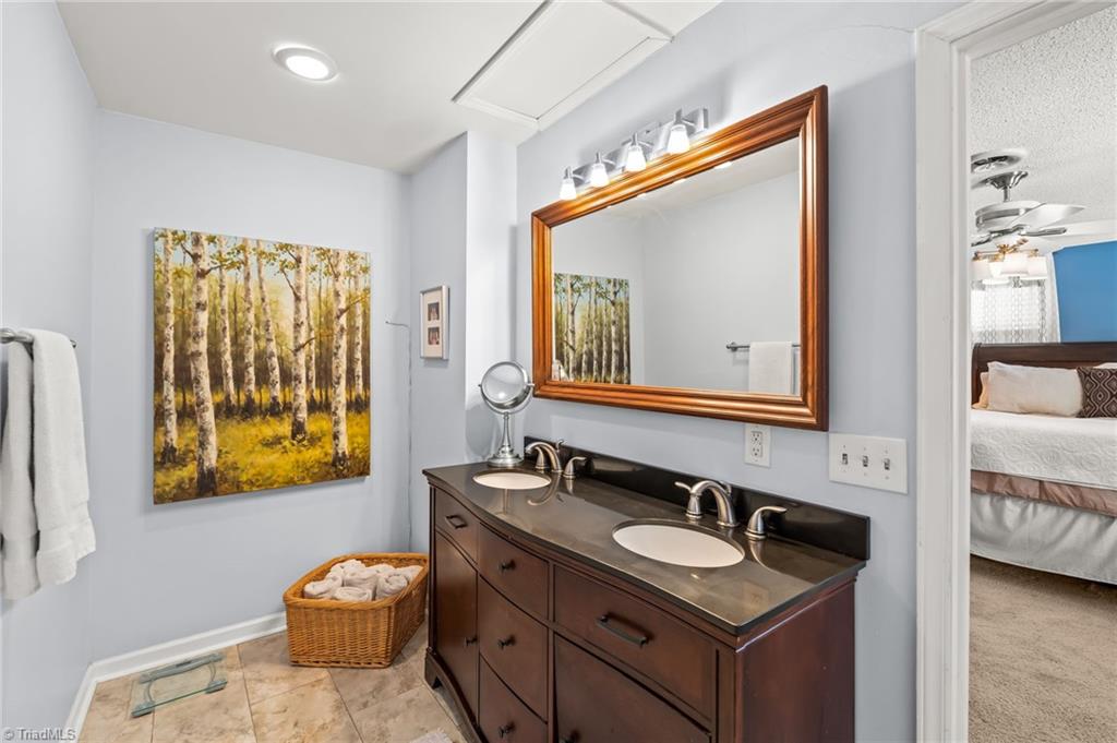 219 Prestwick Drive High Point, NC 27265 - Photo 29 of 46 Primary En-Suite Bathroom