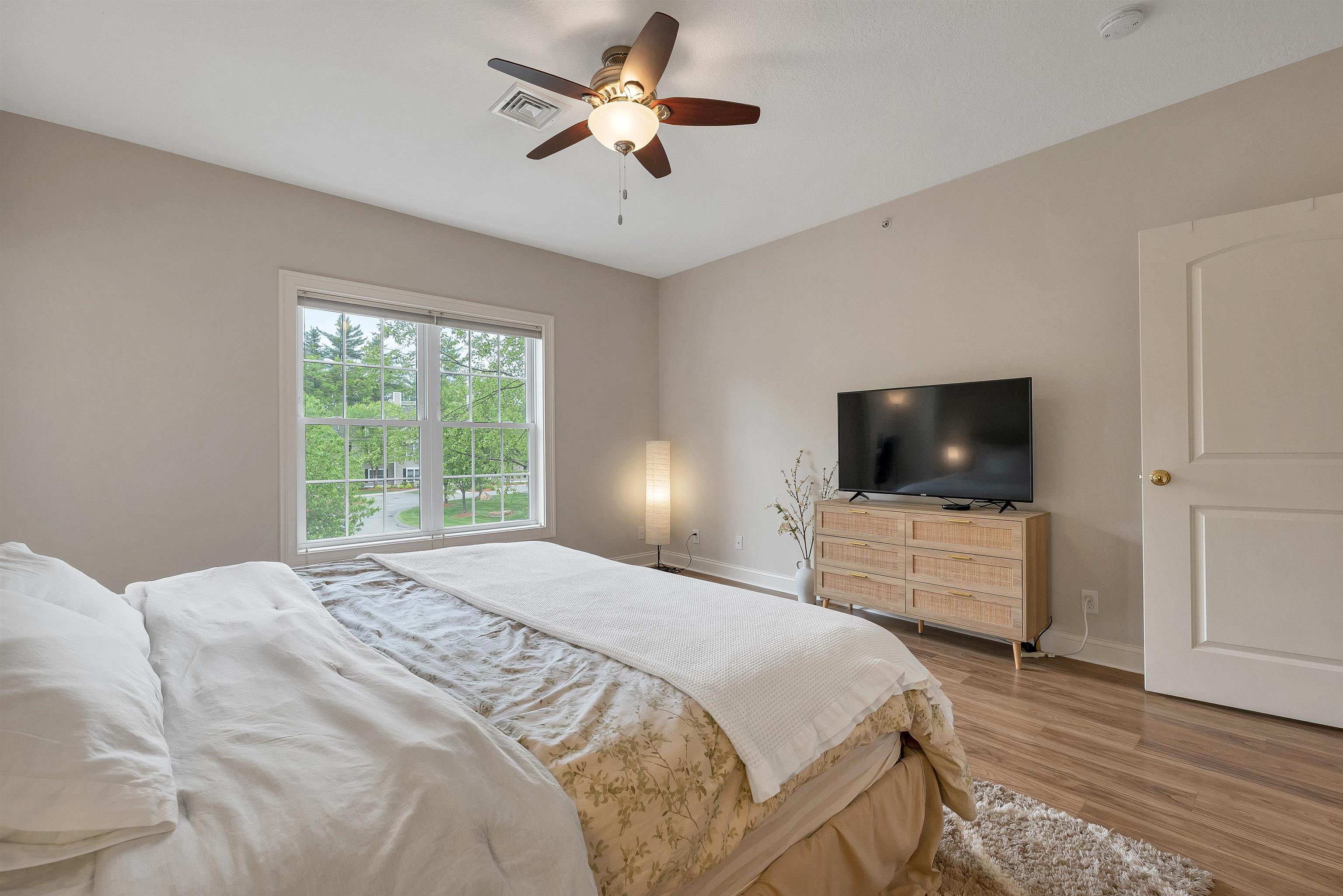 17 Roundabout Way, Unit 5 Manchester, NH 03102 - Photo 31 of 57