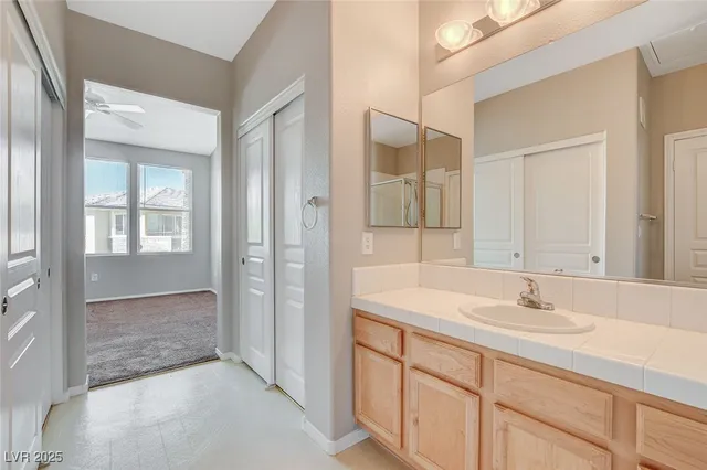 $1,750 | 669 Peachy Canyon Circle, Unit 203, Las Vegas, NV 89144
