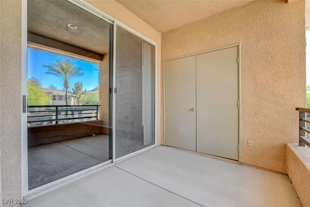 $1,750 | 669 Peachy Canyon Circle, Unit 203, Las Vegas, NV 89144