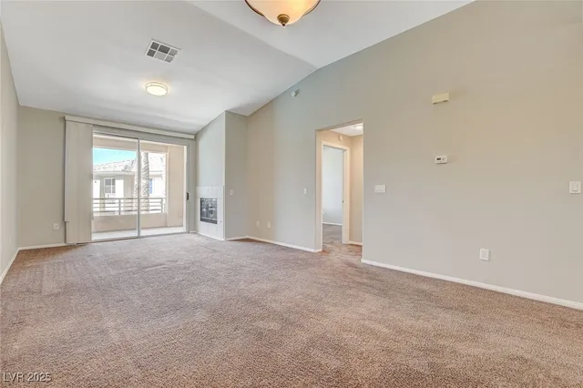 $1,750 | 669 Peachy Canyon Circle, Unit 203, Las Vegas, NV 89144