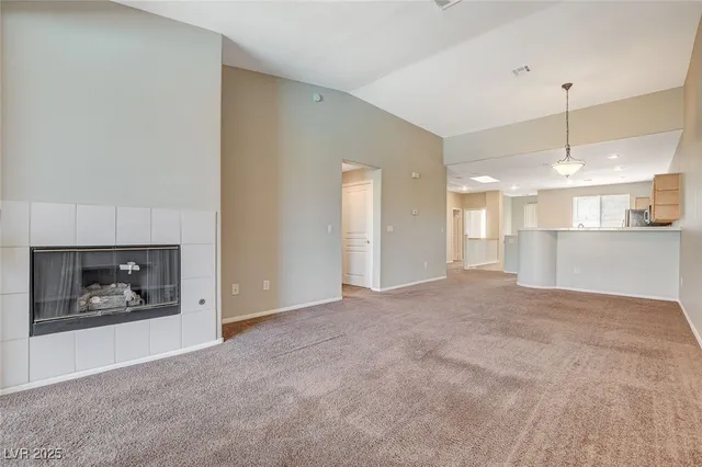 $1,750 | 669 Peachy Canyon Circle, Unit 203, Las Vegas, NV 89144