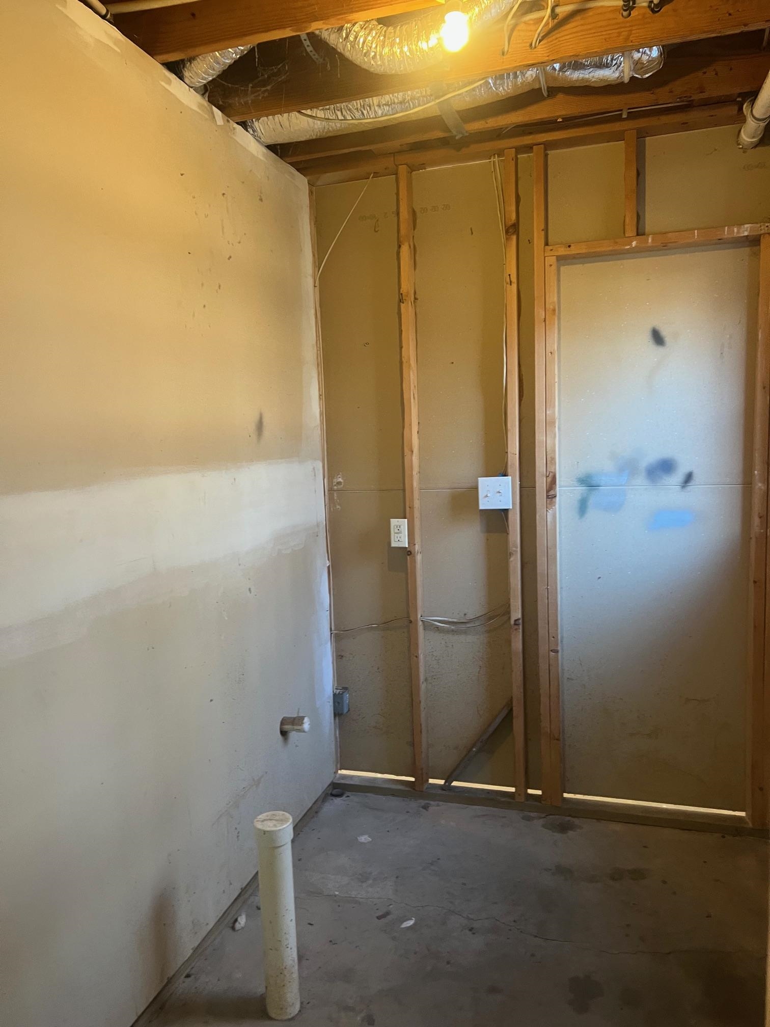 512 F Street Staunton, VA 24401 - Photo 26 of 27 a bathroom with a shower