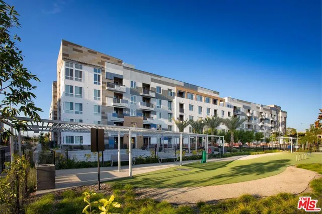 $3,758 | 1910 Union Street, Unit 1080, Anaheim, CA 92805