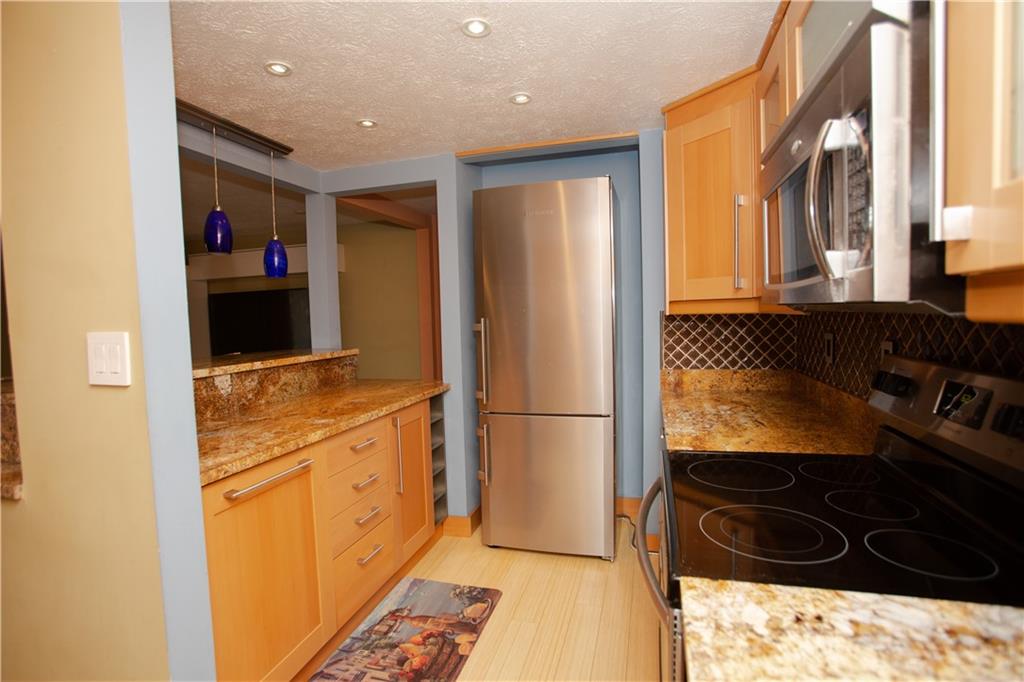 201 Holmes Place, Unit 5 Pittsburgh, PA 15213 - Photo 14 of 21