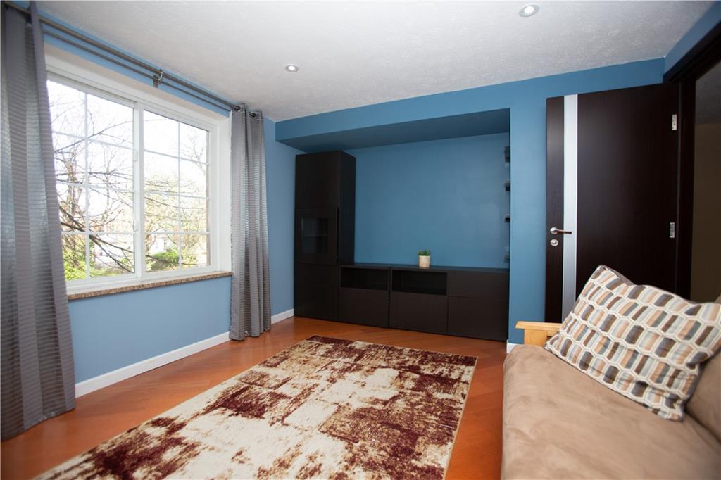 201 Holmes Place, Unit 5 Pittsburgh, PA 15213 - Photo 9 of 21