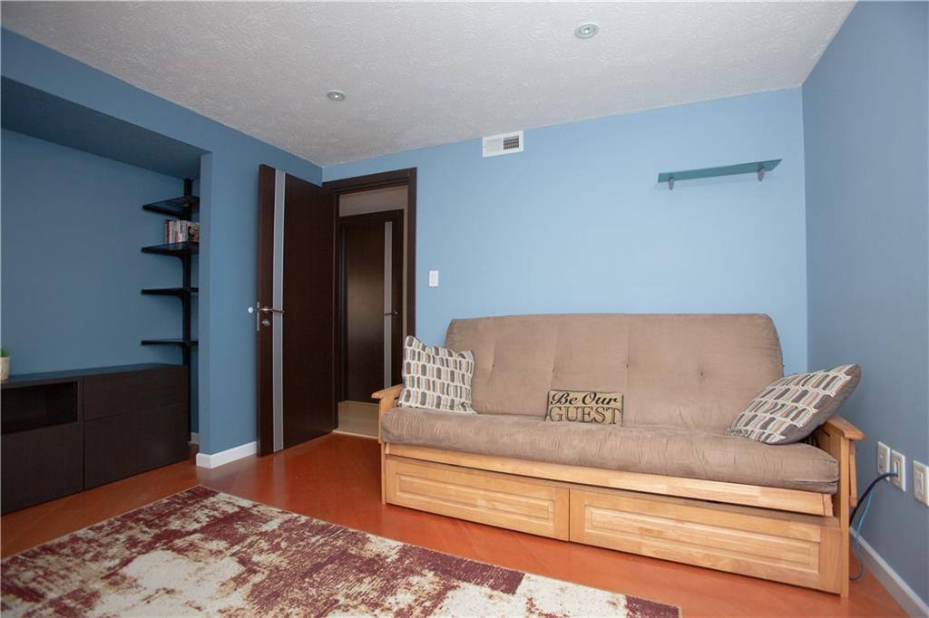 201 Holmes Place, Unit 5 Pittsburgh, PA 15213 - Photo 10 of 21