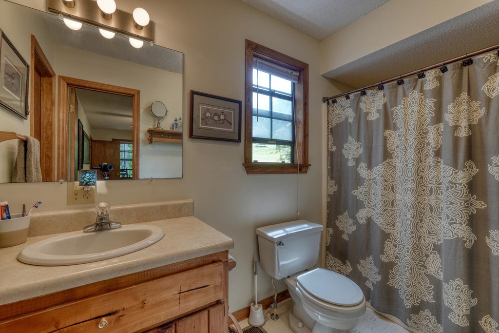 320 Roberts Road Blairsville, GA 30512 - Photo 16 of 42 Gallery Image 16
