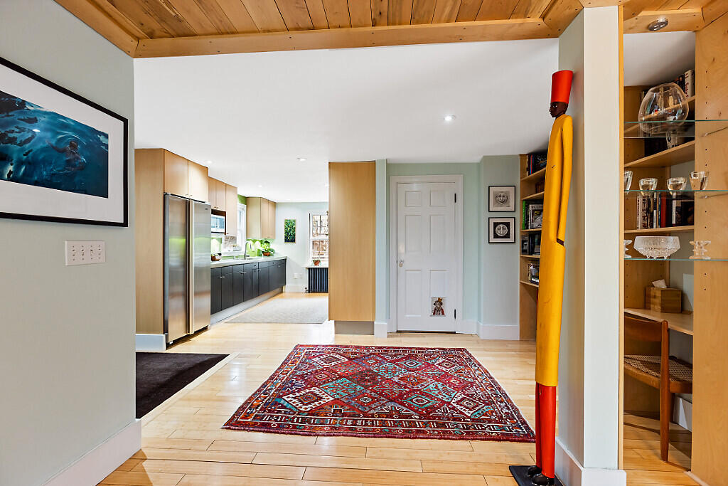 21 Johnson Road Falmouth, ME 04105 - Photo 15 of 71 Hallway