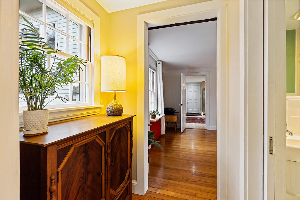 21 Johnson Road Falmouth, ME 04105 - Photo 28 of 71 Downstairs bedroom hallway