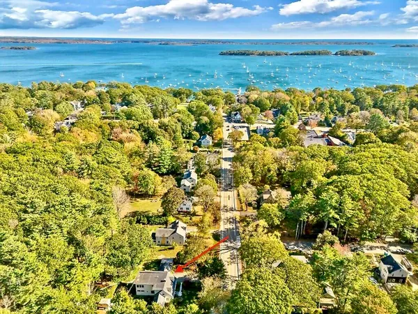 $1,375,000 | 21 Johnson Road, Falmouth, ME 04105