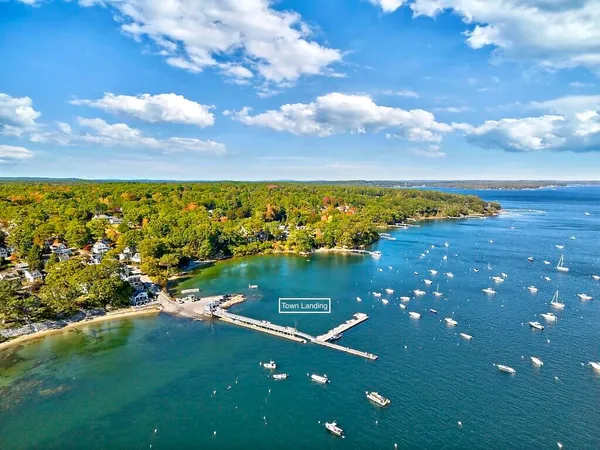 $1,375,000 | 21 Johnson Road, Falmouth, ME 04105