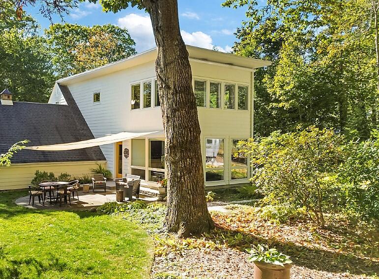 21 Johnson Road Falmouth, ME 04105 - Photo 49 of 71 Back of home