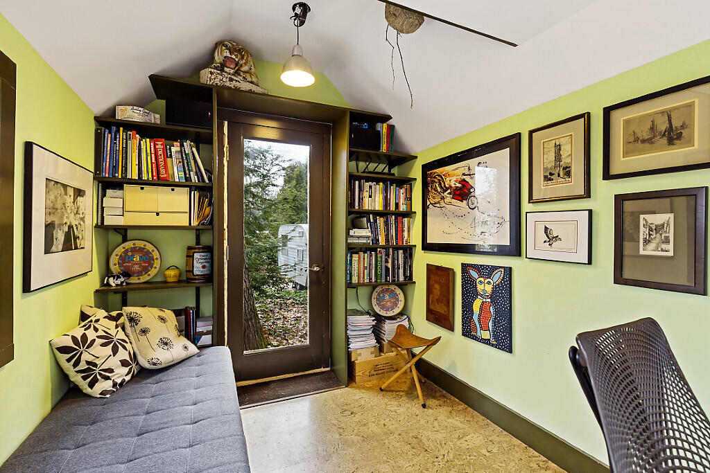 21 Johnson Road Falmouth, ME 04105 - Photo 58 of 71 Shed Office