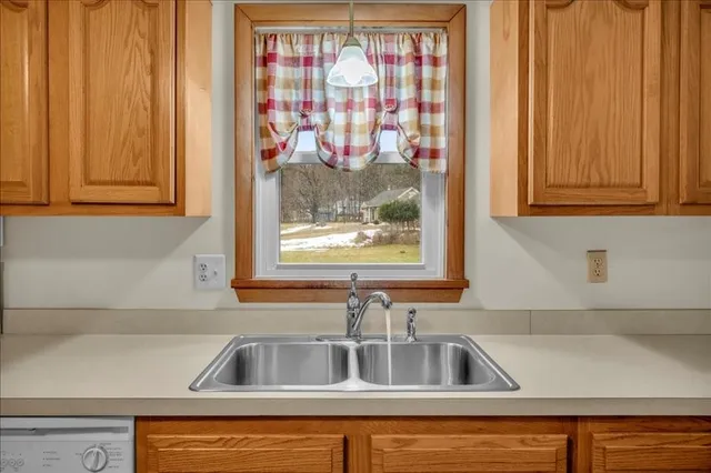 $199,900 | 3 Lock Street, Port Crane, NY 13833