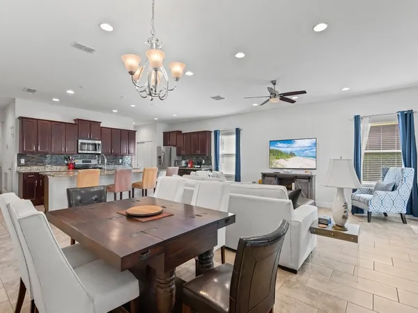 $5,750 | 3435 Diamond Leaf Drive, Vero Beach, FL 32966