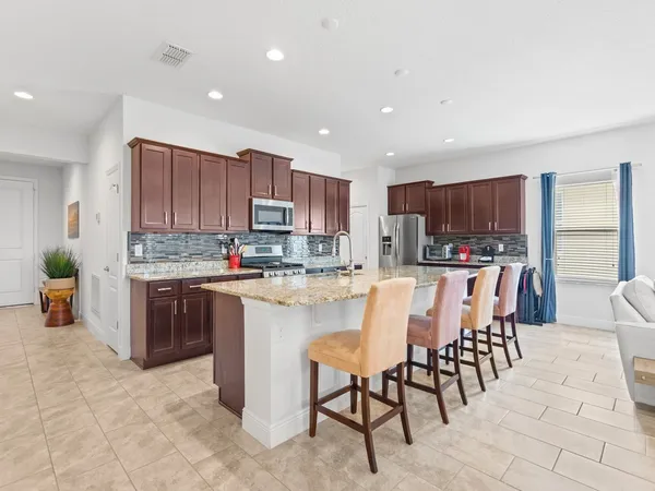 $5,750 | 3435 Diamond Leaf Drive, Vero Beach, FL 32966