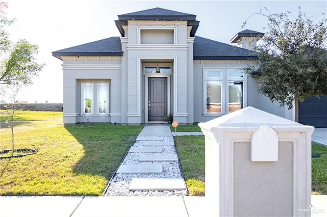 $1,900 | 1101 South New Mexico Street, Mission, TX 78573