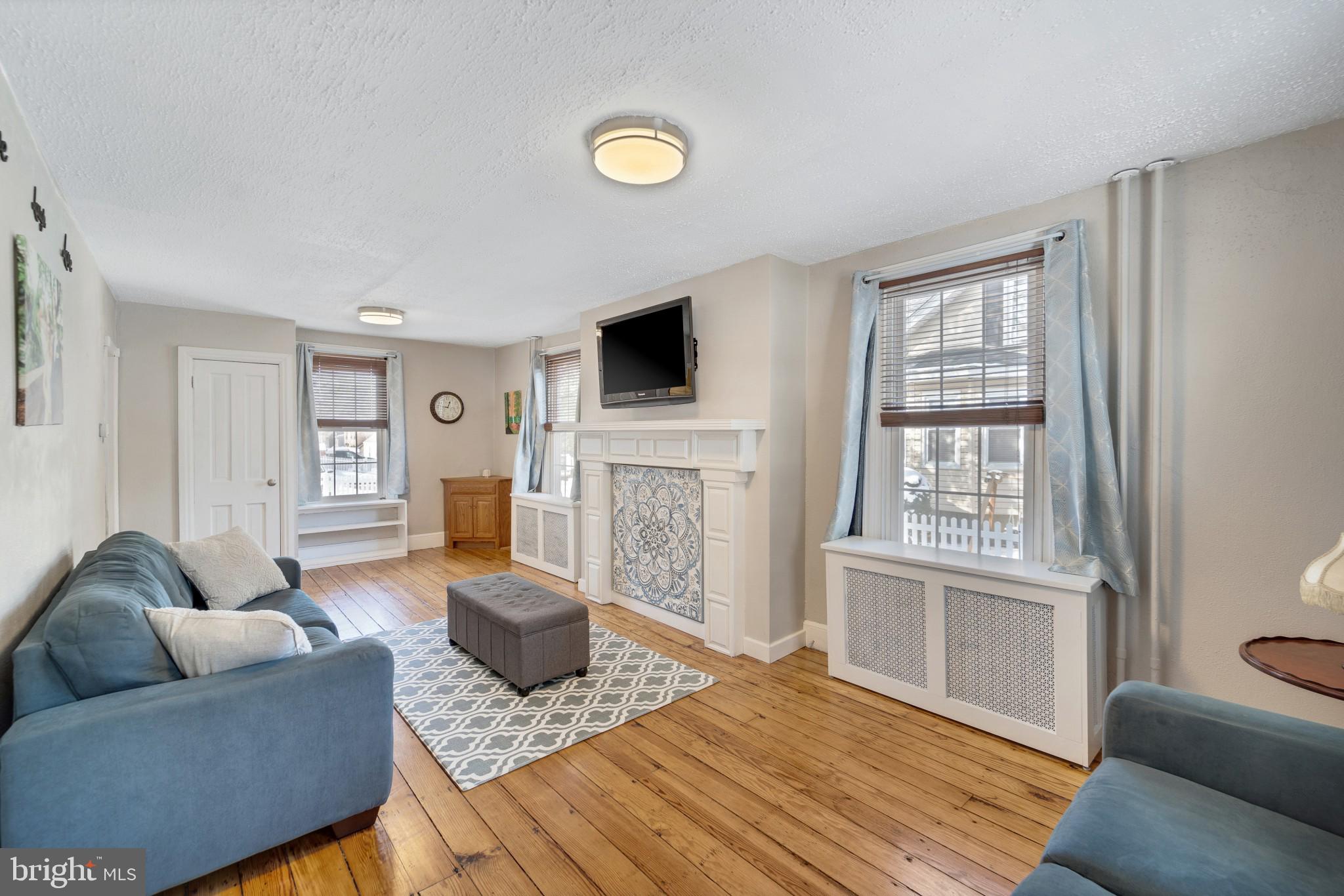 325 Fairview Road Woodlyn, PA 19094 - Photo 10 of 29 Beautiful exposed hardwoods