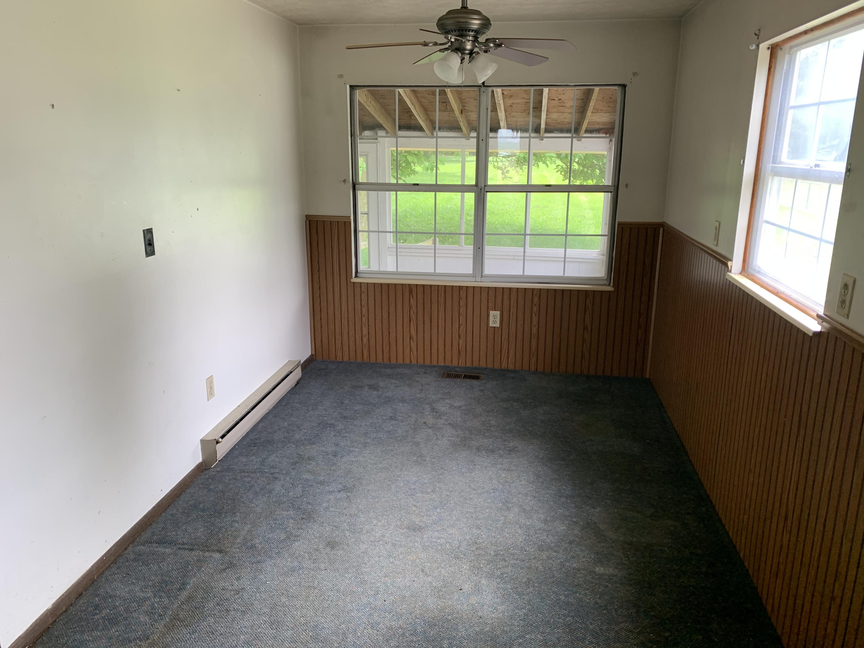 1592 Titus Road Springfield, OH 45502 - Photo 7 of 13