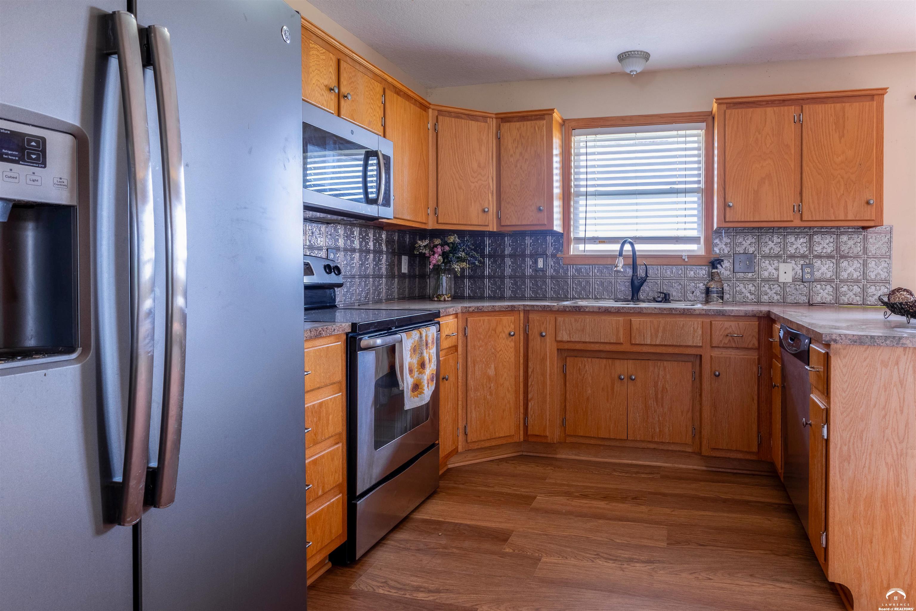 1460 East 250 Road Berryton, KS 66409 - Photo 21 of 34