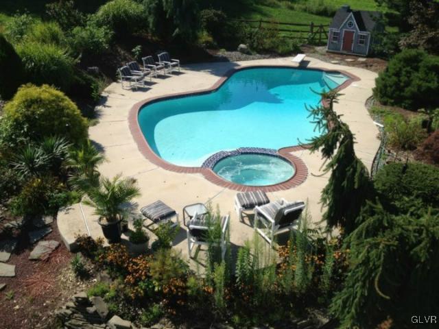 6629 Walnut Street Slatington, PA 18080 - Photo 3 of 33 Gallery Image 3