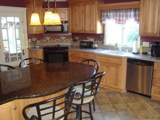 6629 Walnut Street Slatington, PA 18080 - Photo 5 of 33 Gallery Image 5