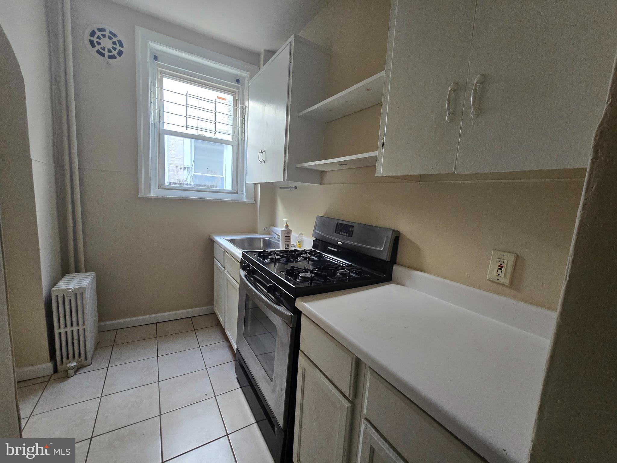 4820 Griscom Street, Unit A Philadelphia, PA 19124 - Photo 4 of 9