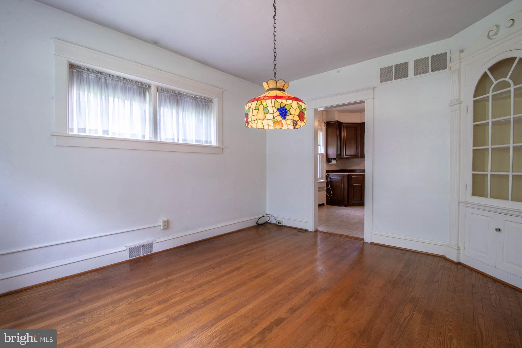 156 Springdale Road York, PA 17403 - Photo 17 of 47 Gallery Image 17