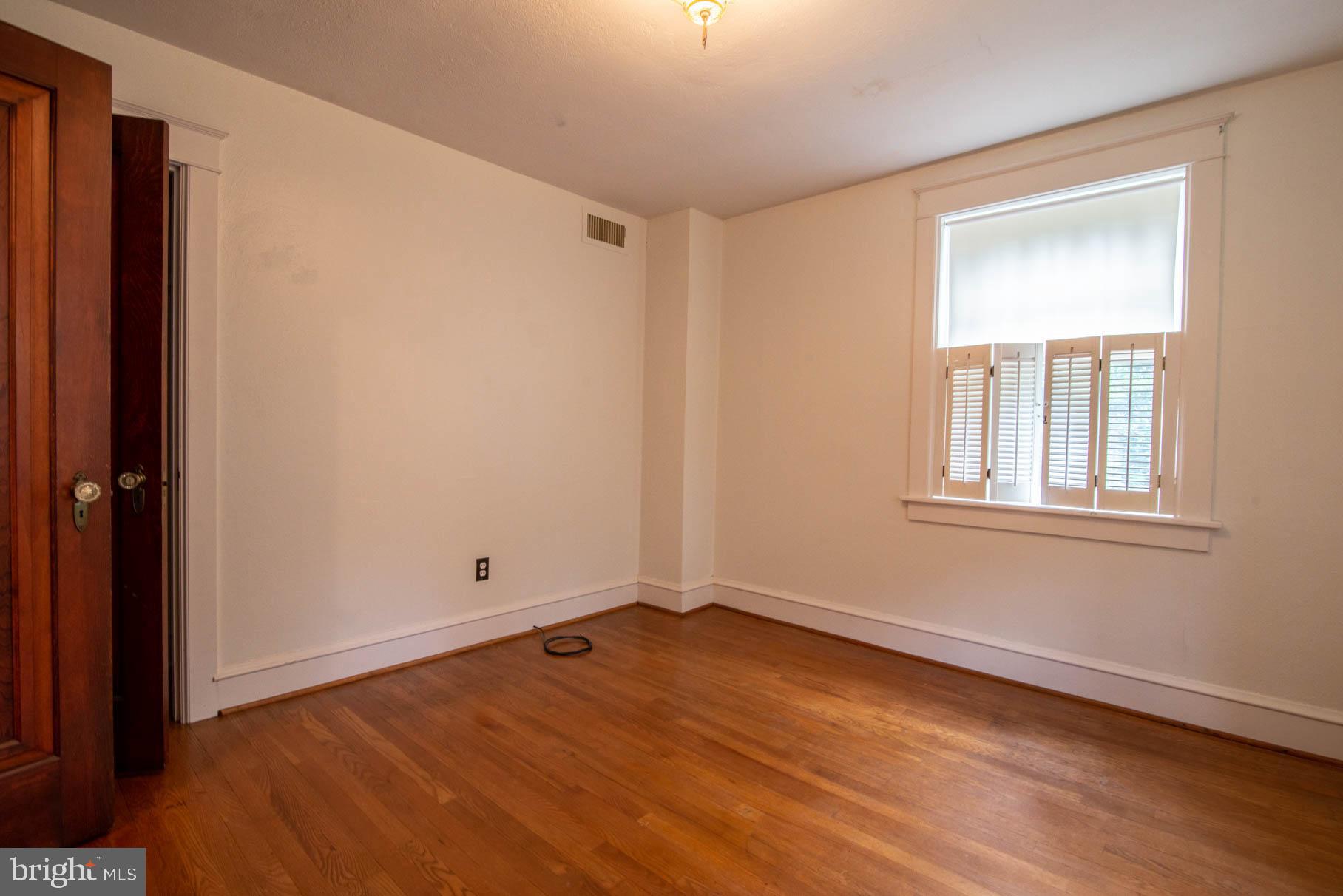 156 Springdale Road York, PA 17403 - Photo 38 of 47 Gallery Image 38