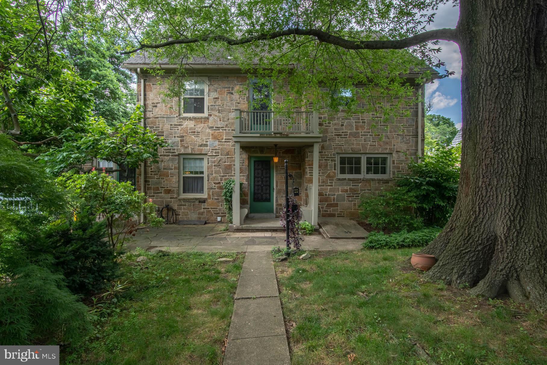 156 Springdale Road York, PA 17403 - Photo 5 of 47 Gallery Image 5