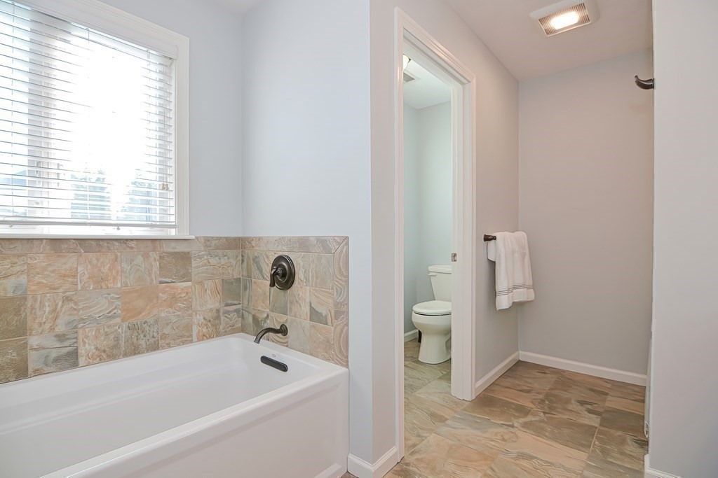 20 Red Gate Road Walpole, MA 02081 - Photo 16 of 28 Gallery Image 16