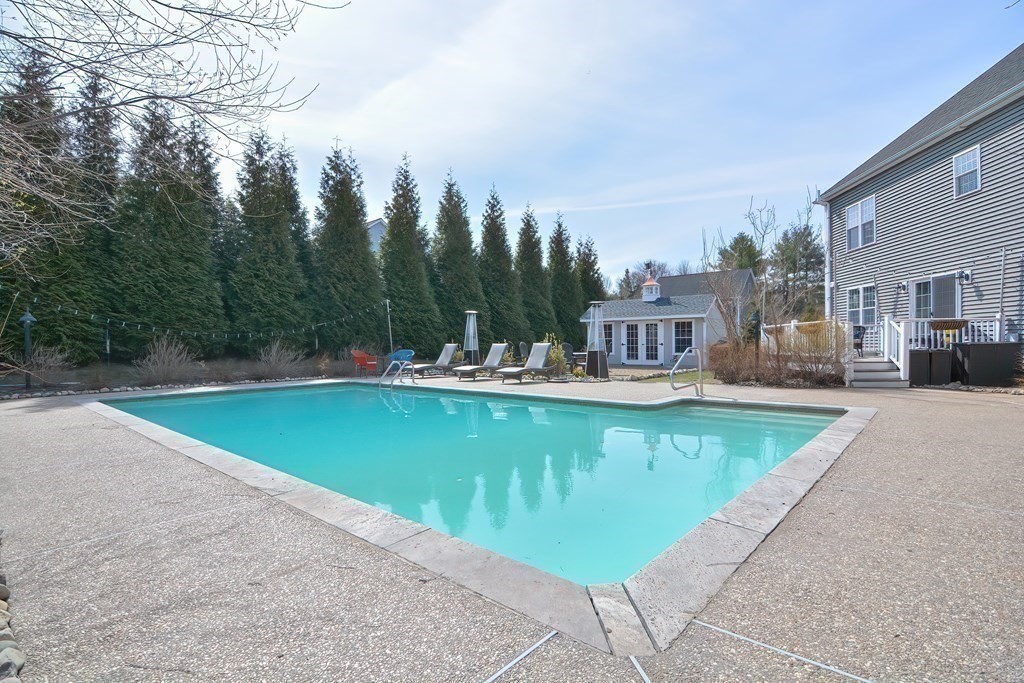 20 Red Gate Road Walpole, MA 02081 - Photo 26 of 28 Gallery Image 26