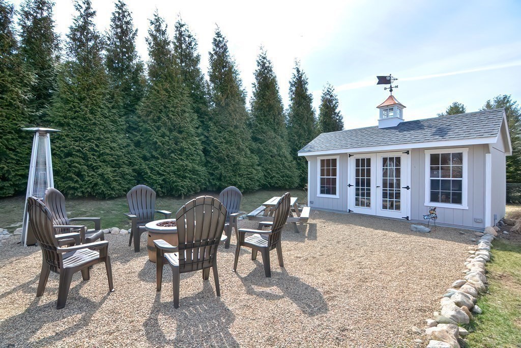 20 Red Gate Road Walpole, MA 02081 - Photo 27 of 28 Gallery Image 27