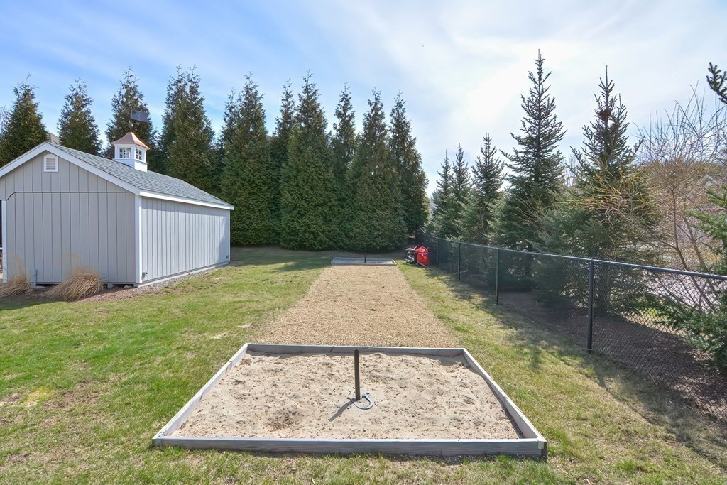20 Red Gate Road Walpole, MA 02081 - Photo 28 of 28 Gallery Image 28