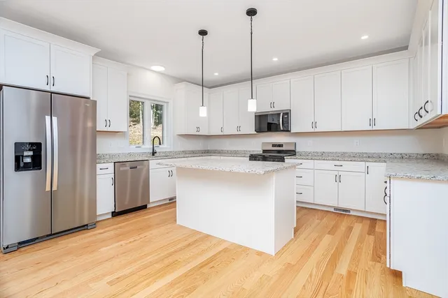 $949,900 | 30 Jewell Road, Unit LOT 2, Marlborough, MA 01752