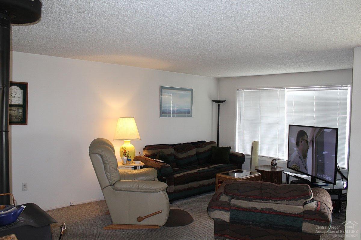 20247 Murphy Road Bend, OR 97702 - Photo 10 of 16 Additional Photo