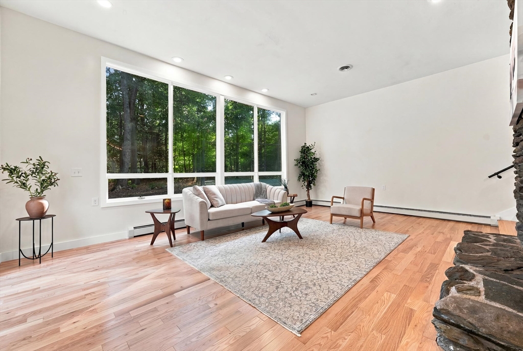 20 Longfellow Road Holyoke, MA 01040 - Photo 15 of 42 Gallery Image 15