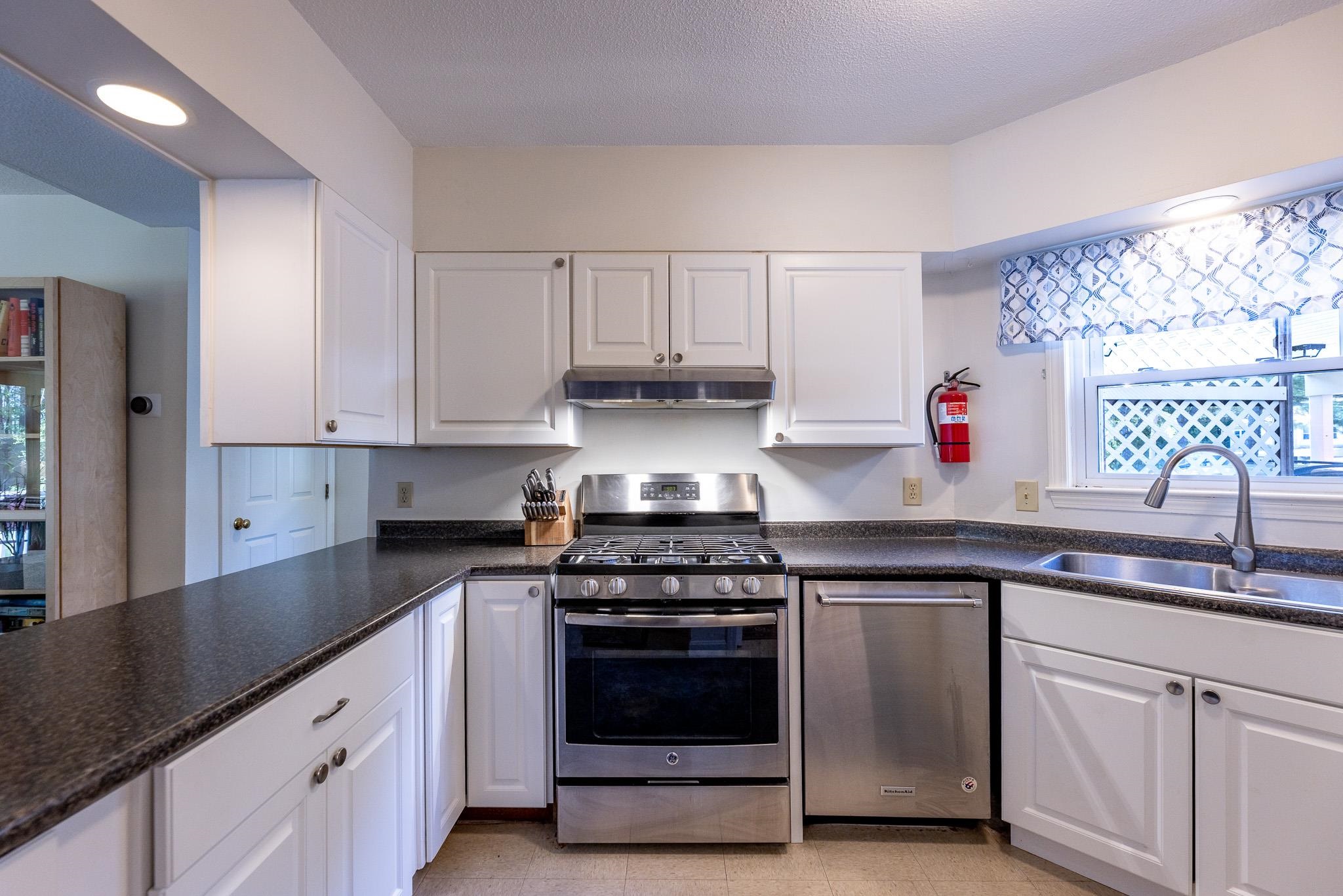40 Wolf Road, Unit 53 Lebanon, NH 03766 - Photo 14 of 33 Gallery Image 14