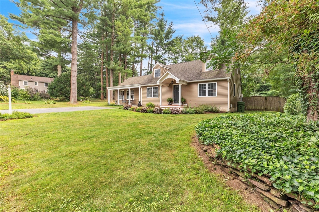 348 Springfield Street Wilbraham, MA 01095 - Photo 4 of 42 Gallery Image 4
