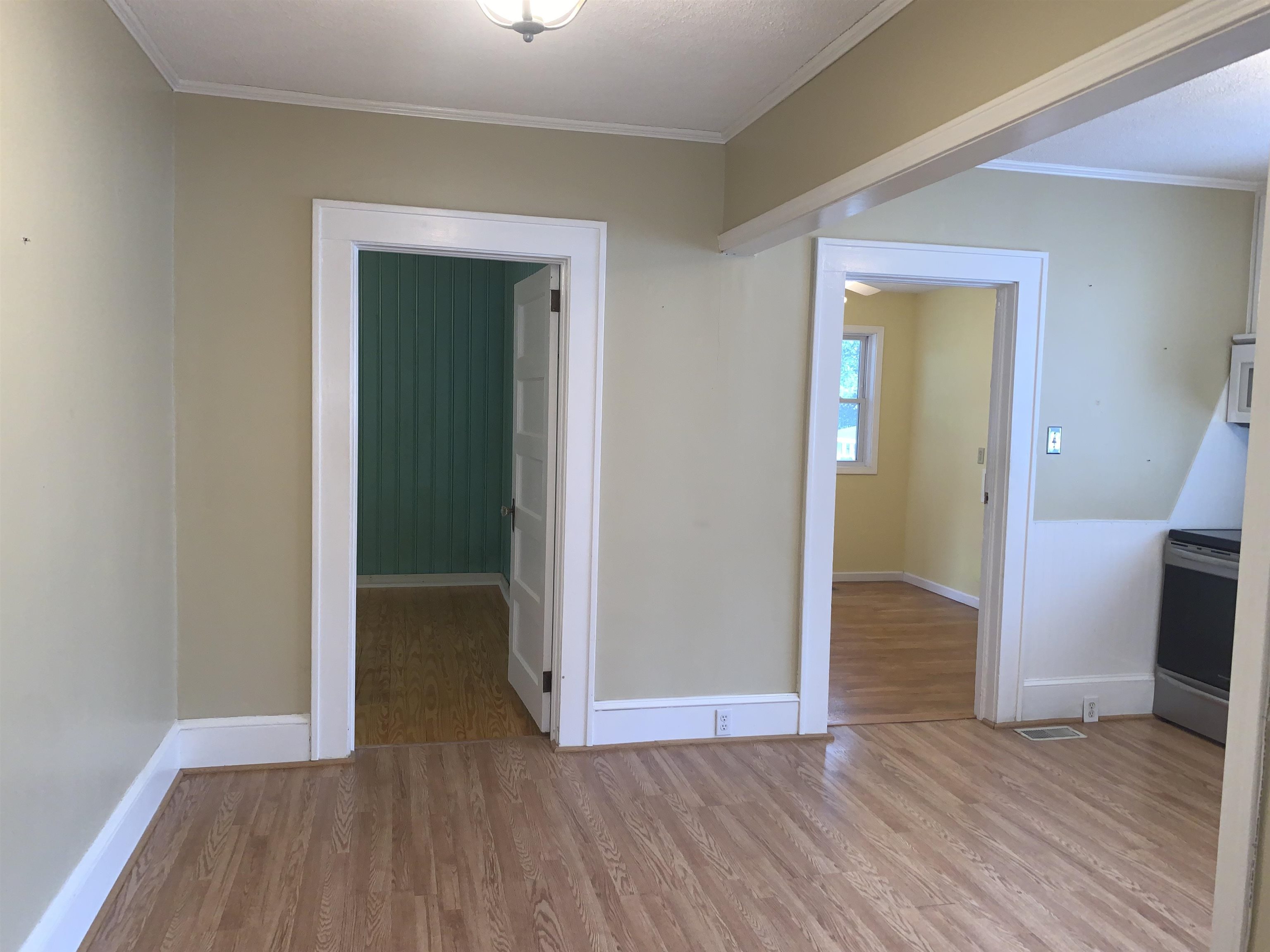 114 East Rutledge Avenue Gaffney, SC 29340 - Photo 14 of 32 Gallery Image 14