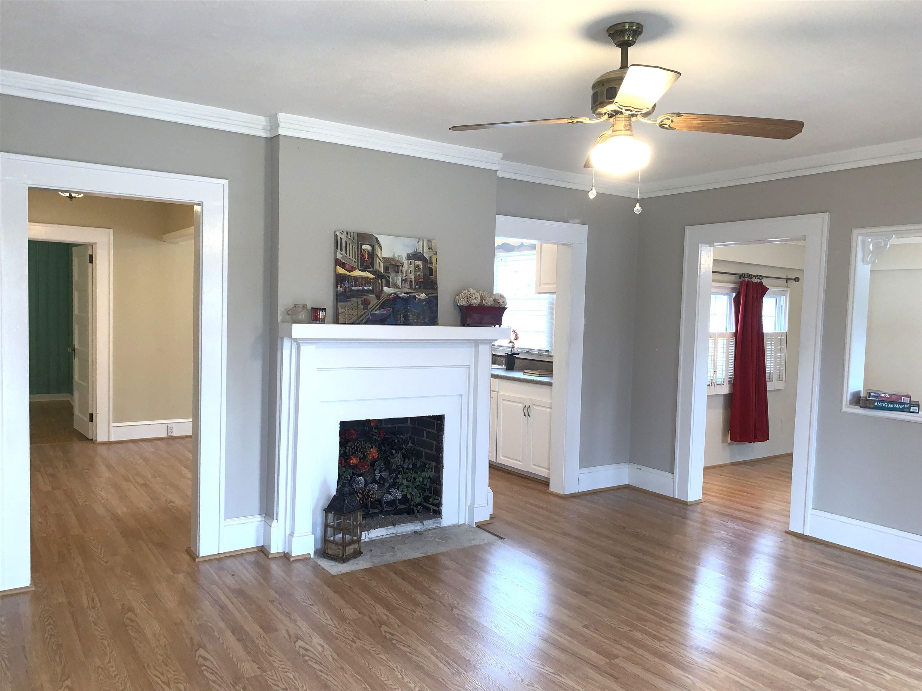 114 East Rutledge Avenue Gaffney, SC 29340 - Photo 17 of 32 Gallery Image 17